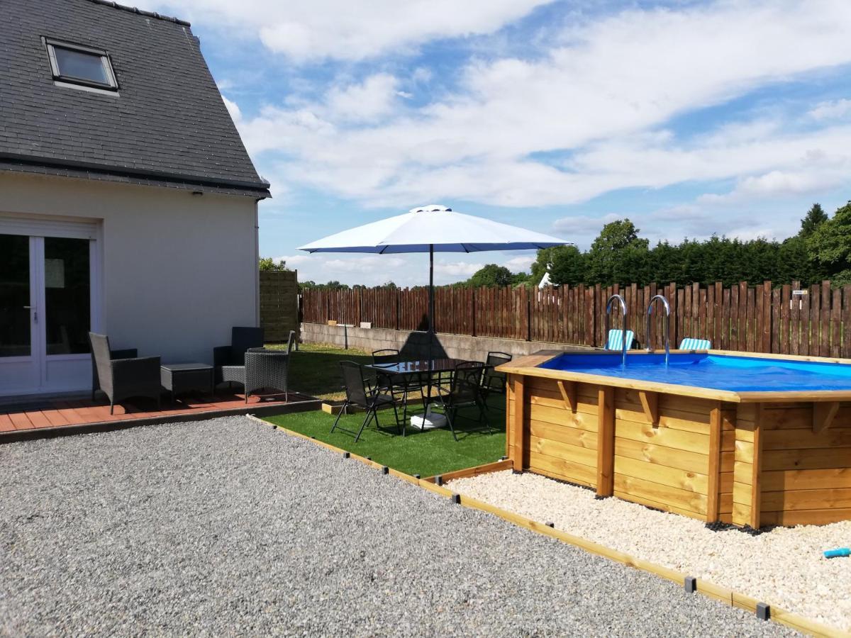Agréable maison neuve, 5 personnes, piscine hors-sol privée du 15 juin à mi-septembre Moëlan-sur-Mer Extérieur photo