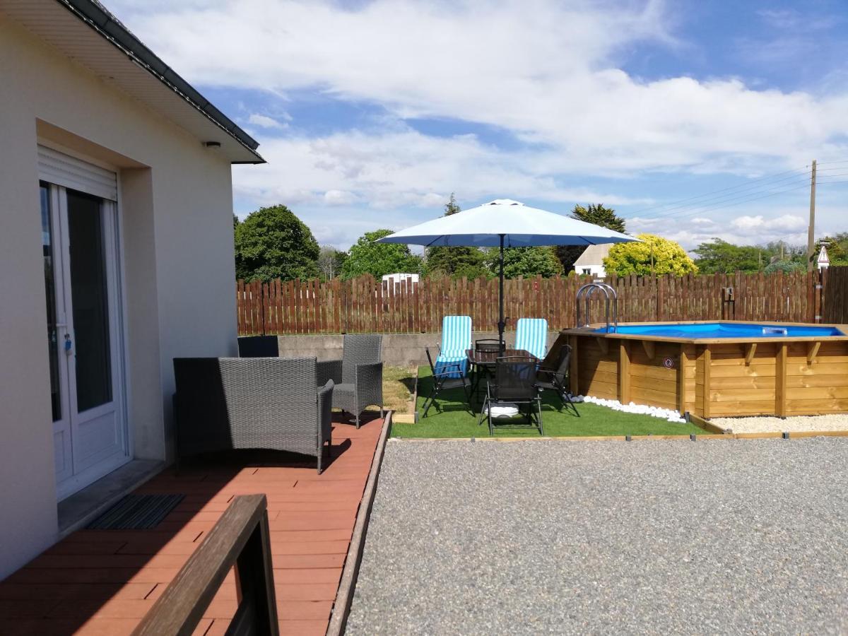 Agréable maison neuve, 5 personnes, piscine hors-sol privée du 15 juin à mi-septembre Moëlan-sur-Mer Extérieur photo