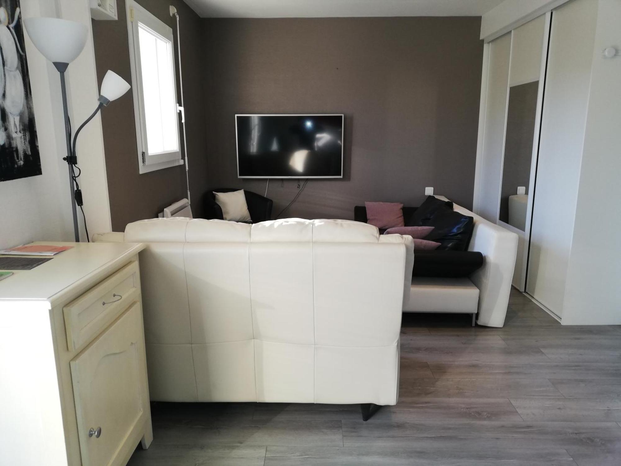 Agréable maison neuve, 5 personnes, piscine hors-sol privée du 15 juin à mi-septembre Moëlan-sur-Mer Extérieur photo